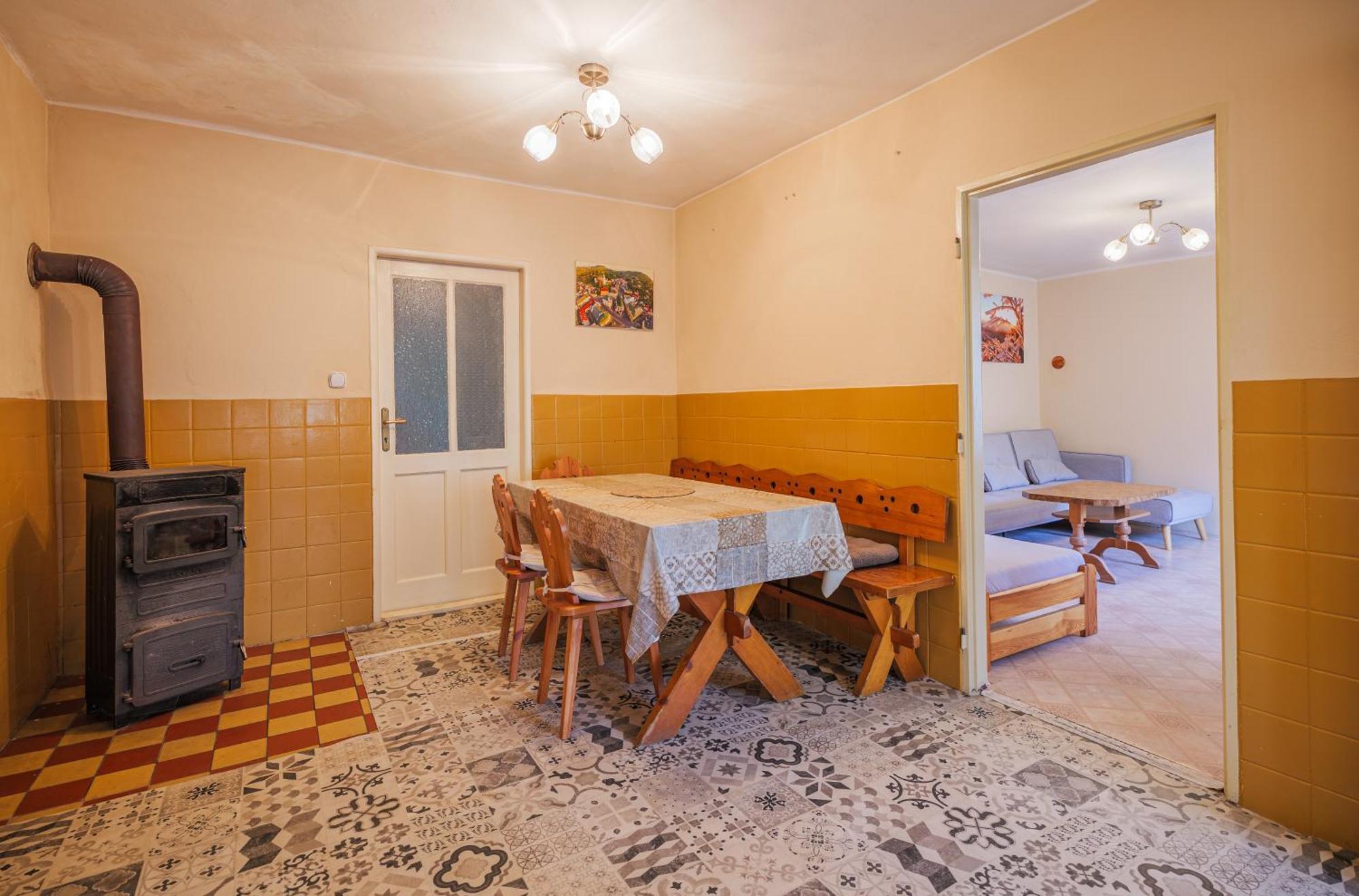 דירות Banská Štiavnica Domcek 555 מראה חיצוני תמונה